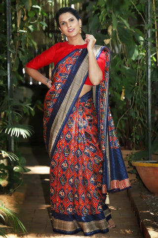Gratifying Red and Blue Digital Printed Linen Zari Patta Saree with Blouse