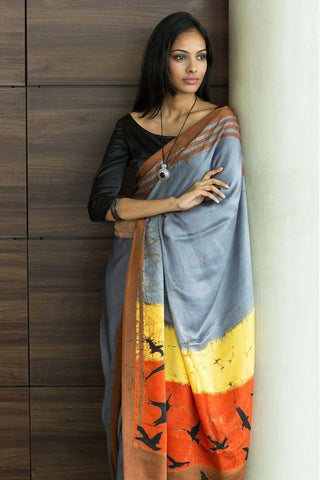 Mesmeric Grey Digital Printed Linen Zari Patta Saree with Flaunt Blouse Piece