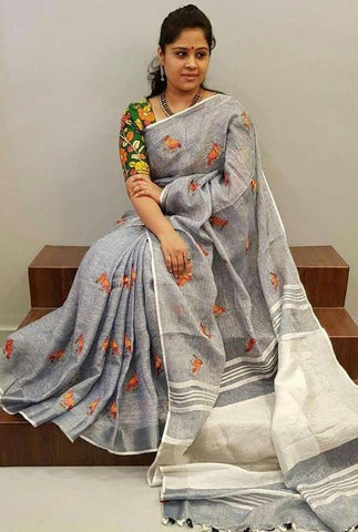 Ravishing Grey Digital Printed Linen Zari Patta Saree with Demanding Blouse Piece